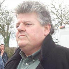 Robbie Coltrane - Bildurheber: Von clogdancer - Cropped from Easter 07 060, CC BY-SA 2.0, https://commons.wikimedia.org/w/index.php?curid=4092745